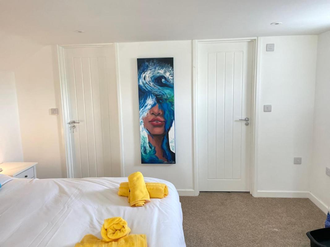 Island View - 3 Bedroom - 40m To Porthgwidden - Sleeps 7 - Inc Free Parking St Ives (Cornwall)