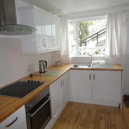 Island View - 3 Bedroom Holiday Cottage - 40M To Porthgwidden Beach - Sleeps 7 - Inc Free Parking St Ives  Exterior photo